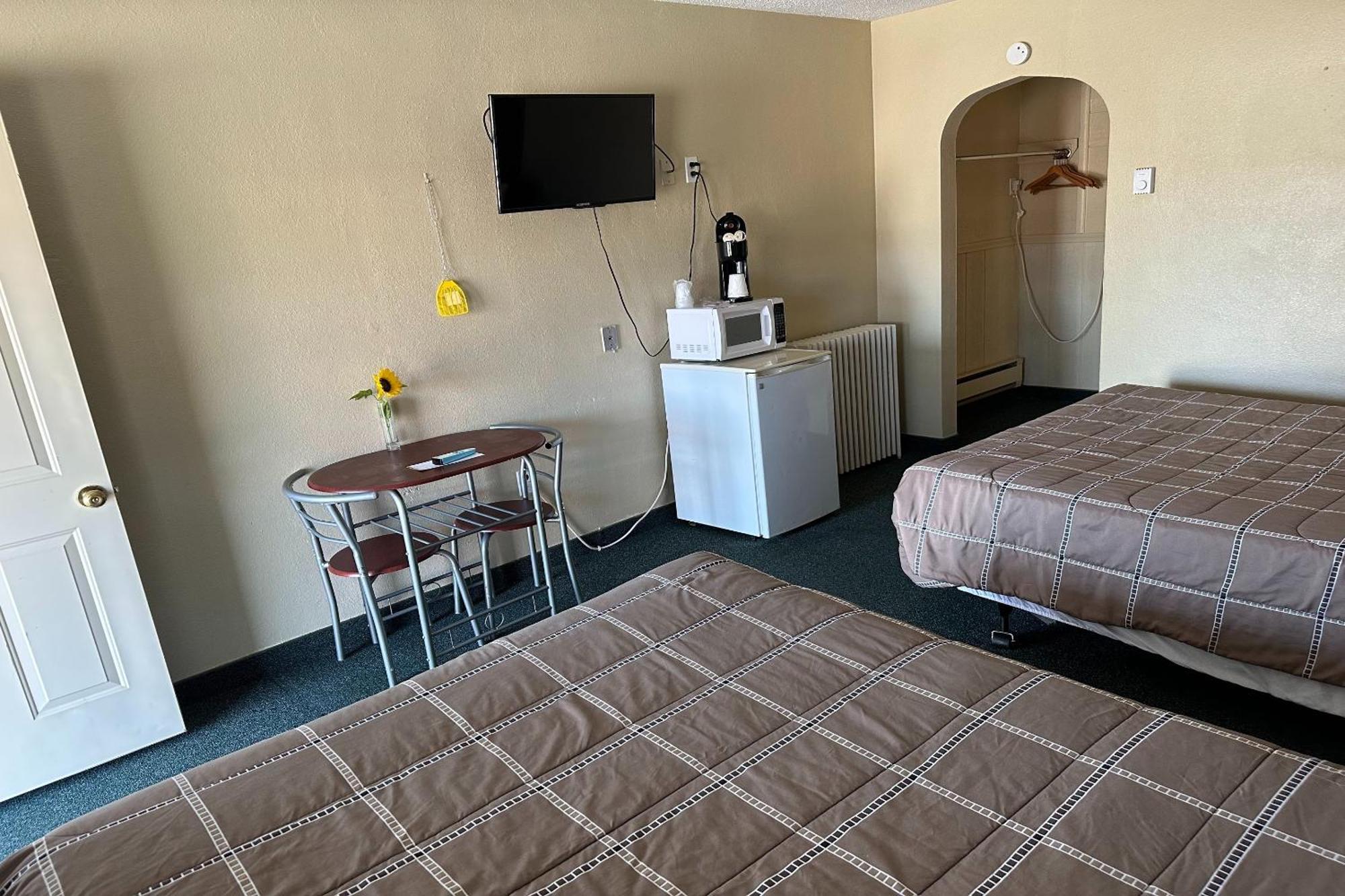 Love Hotels Murdo By Oyo On Interstate 90 المظهر الخارجي الصورة
